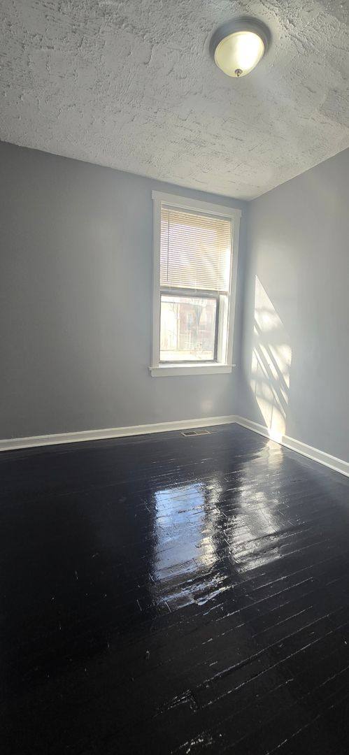 Apartment for rent at 6153 S May St, Chicago, IL 60621