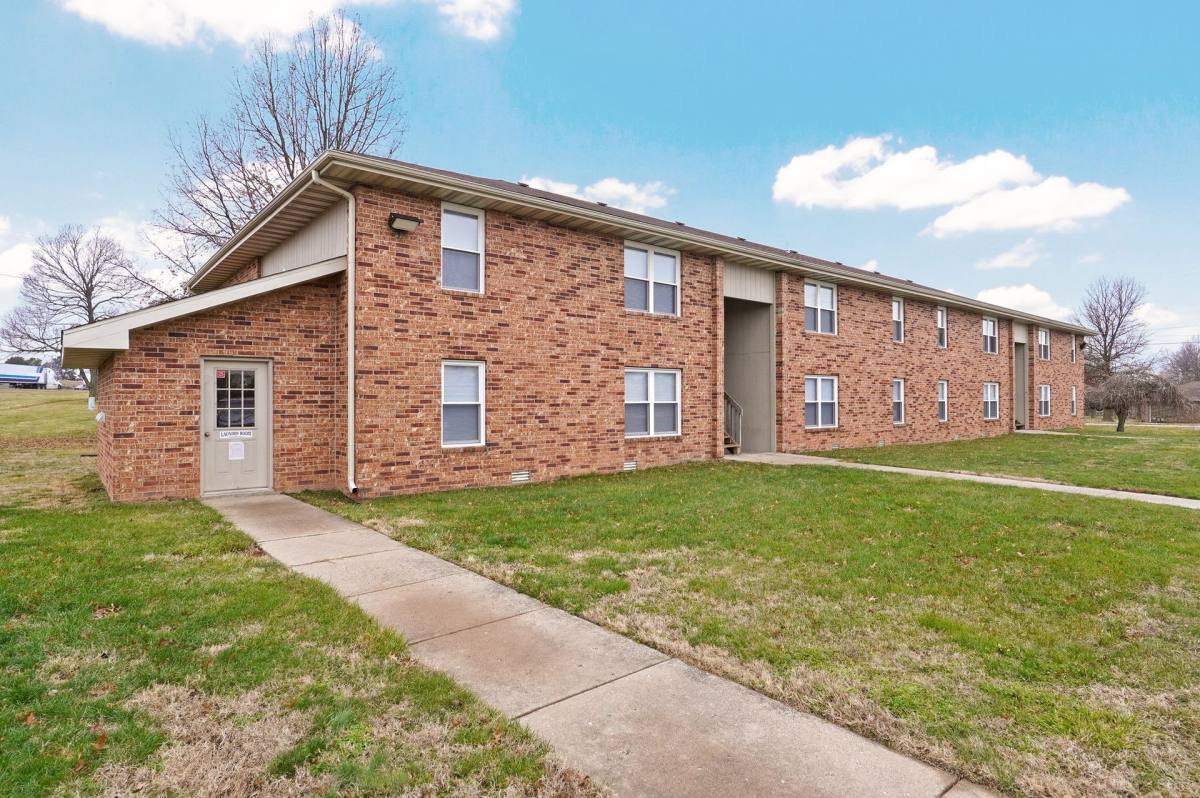 Apartment for rent at 3000 N Kentwood, Springfield, MO 65803