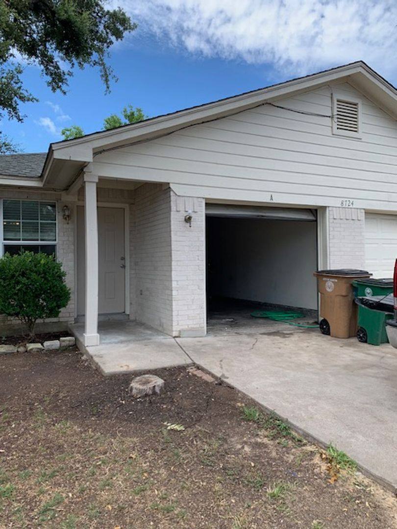 Townhouse for rent at 8724 Talyne Chaise Circle, Austin, TX 78729