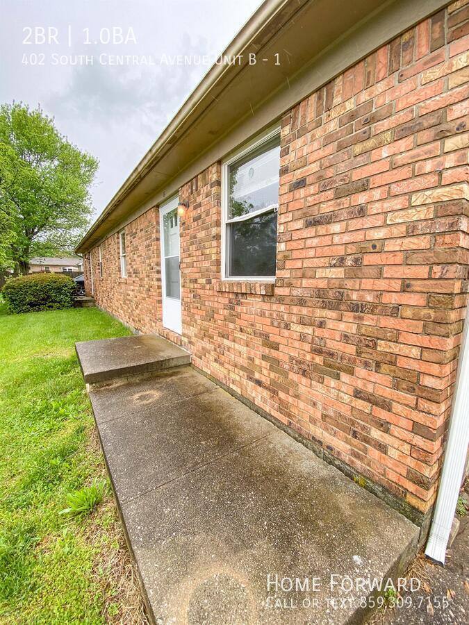 Apartment for rent at 402 S Central Ave #B, Nicholasville, KY 40356