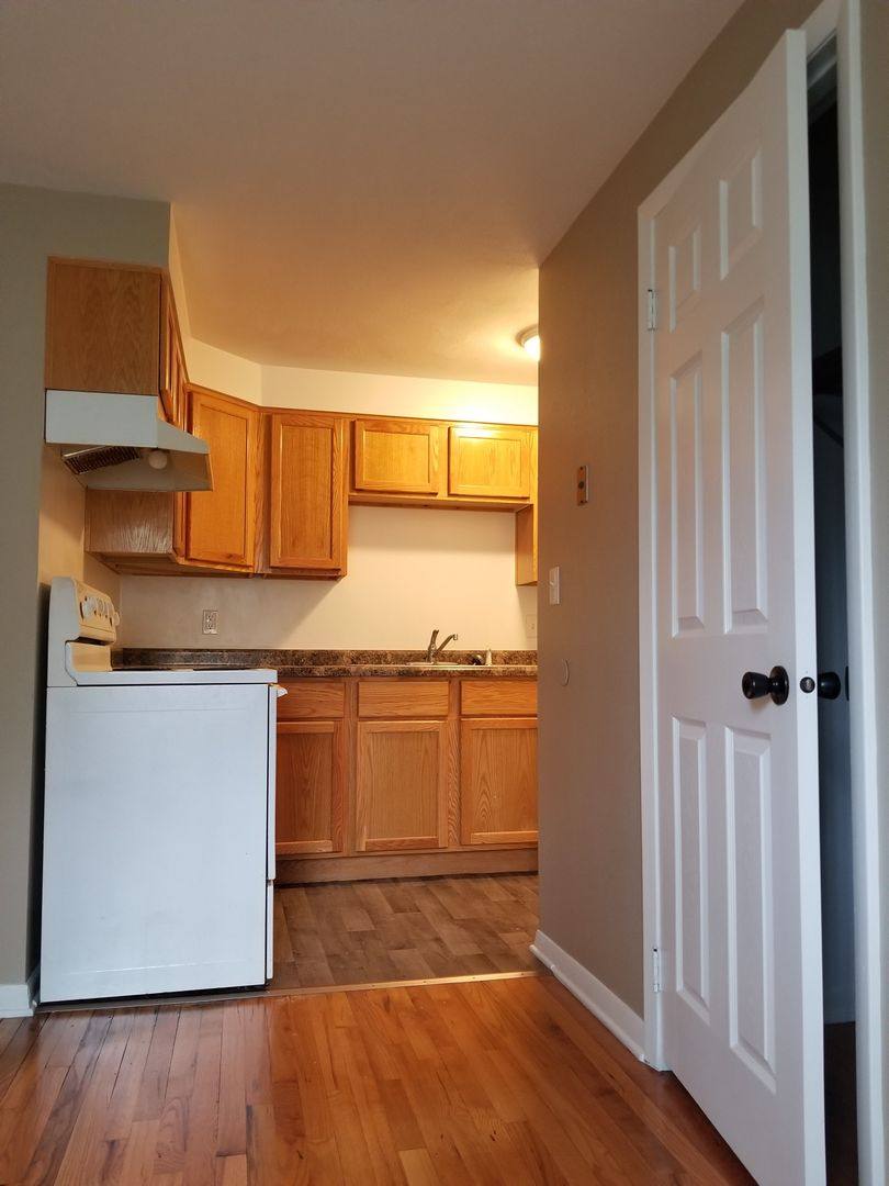 Apartment for rent at 17 Sutton Court, Bettendorf, IA 52722
