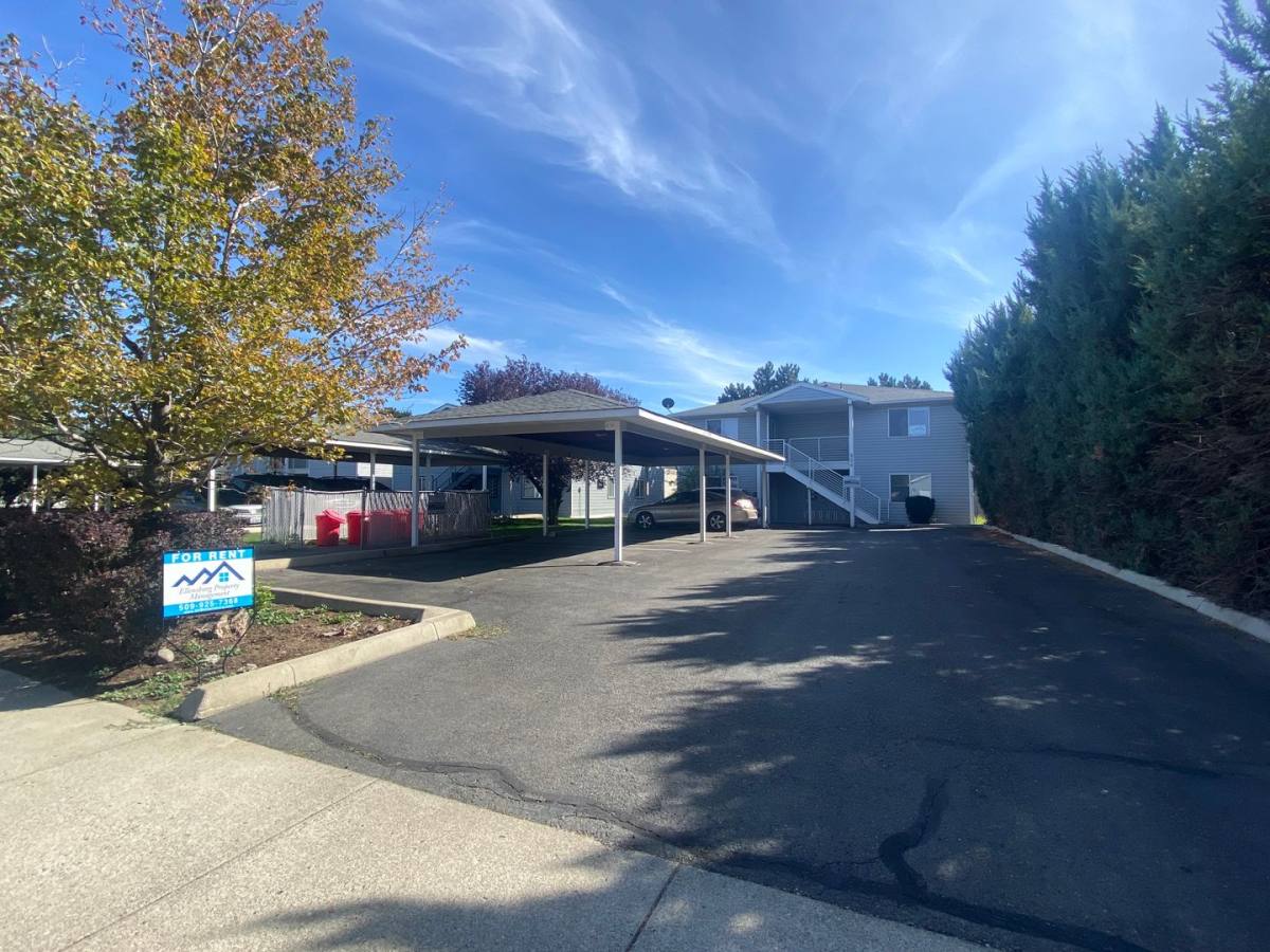 Apartment for rent at 804 E White Birch Ave, Ellensburg, WA 98926