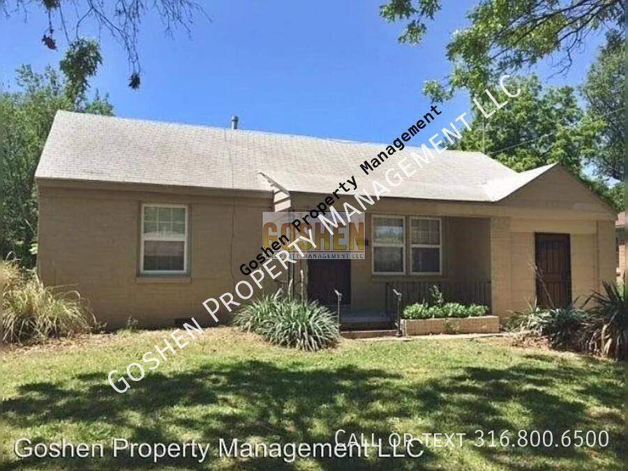 Apartment for rent at 1607 N Terrace Dr, Wichita, KS 67208