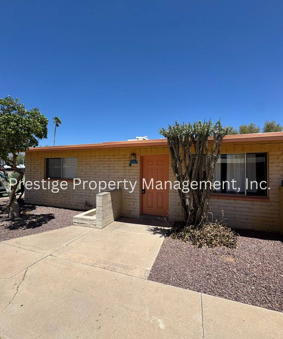 Apartment for rent at 826 & 828 E Holaway Dr, Tucson, AZ 85719
