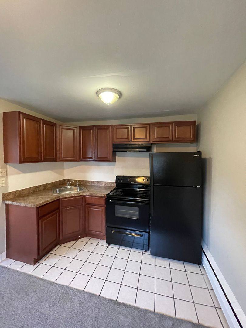 Apartment for rent at 500 E 24th St, Chester, PA 19013