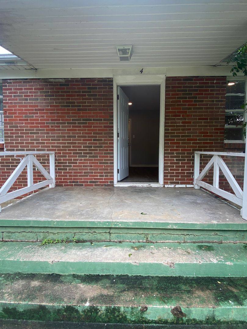 Apartment for rent at 1000 4th Ave W, Birmingham, AL 35204