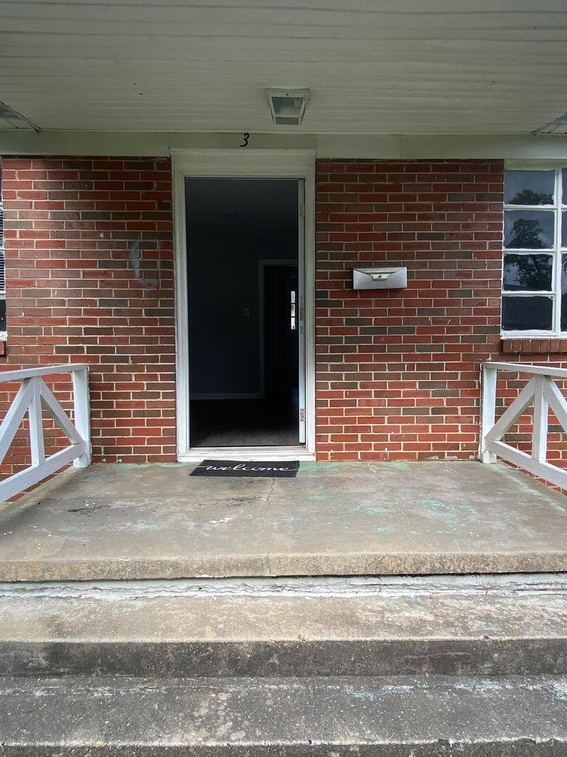 Apartment for rent at 1000 4th Ave W, Birmingham, AL 35204