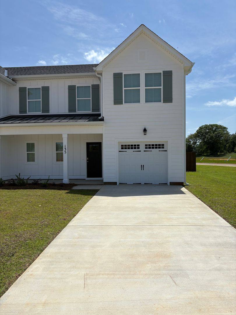 Apartment for rent at 135 Hunters Hills Way, Enterprise, AL 36330