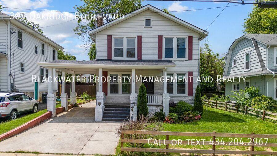 House for rent at 305 Oakridge Blvd, Lynchburg, VA 24502