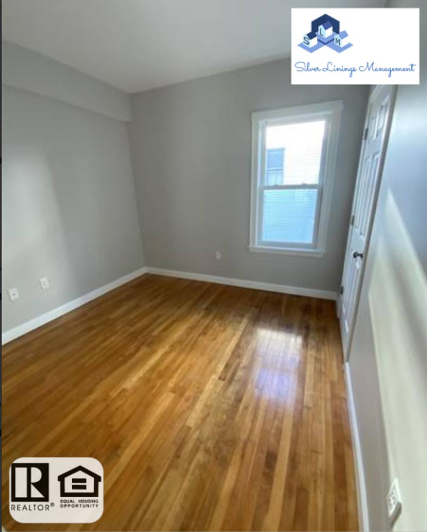 Apartment for rent at 114 Endicott St, Worcester, MA 01610