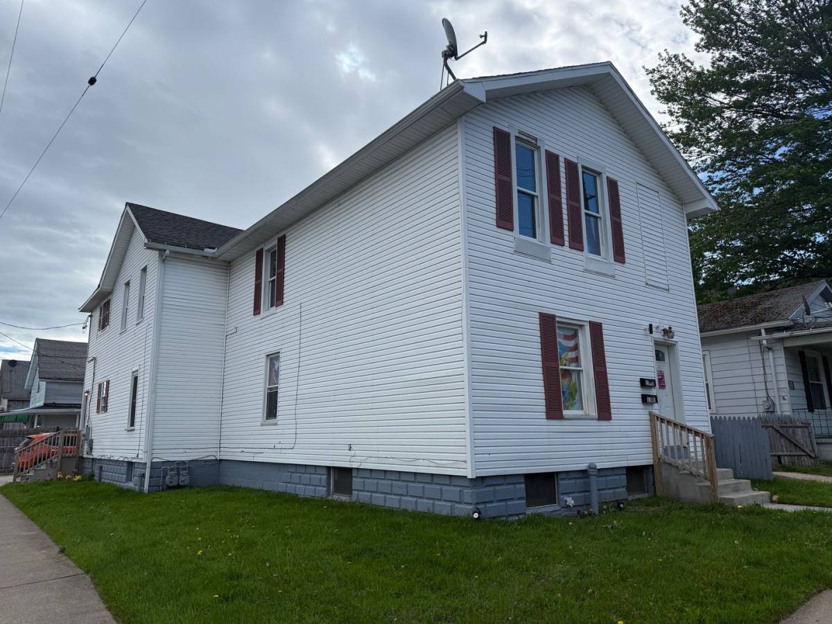 Apartment for rent at 1601 Chestnut, Erie, PA 16502