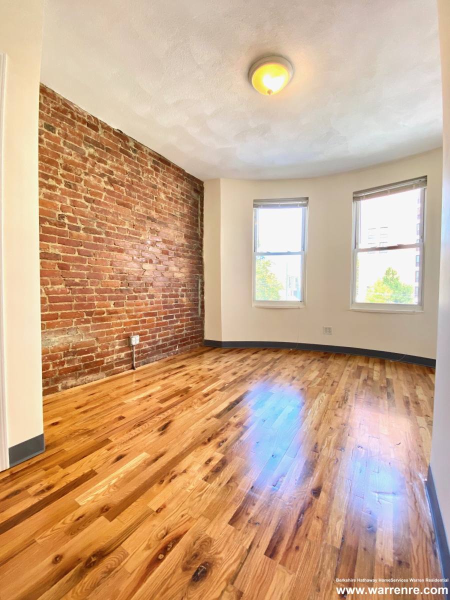 Apartment for rent at 840 Huntington Ave #2, Roxbury Crossing, MA 02120