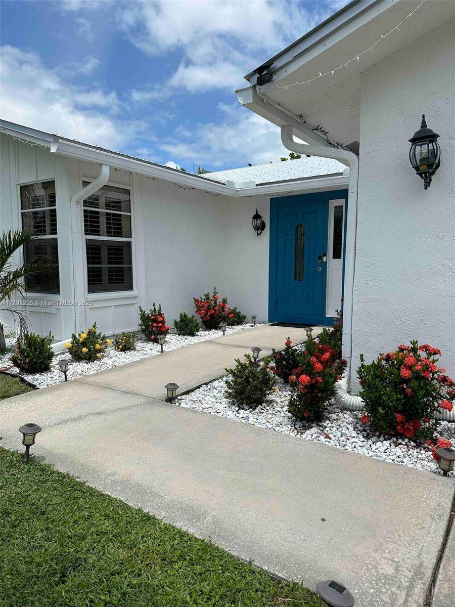 House for rent at 2515 SE Petit Lane, Port Saint Lucie, FL 34952