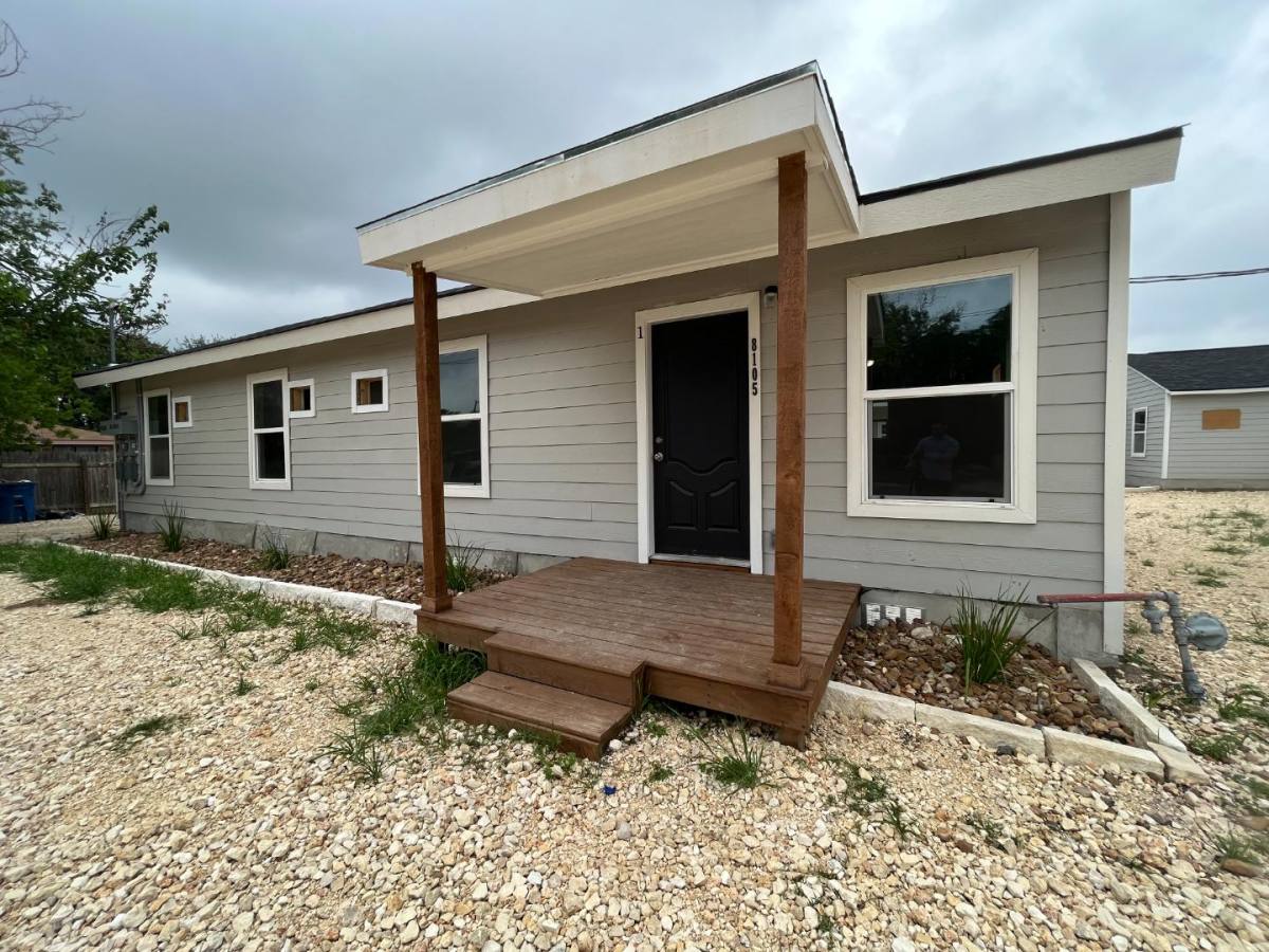 Apartment for rent at 8109 Glider Ave #1, San Antonio, TX 78227