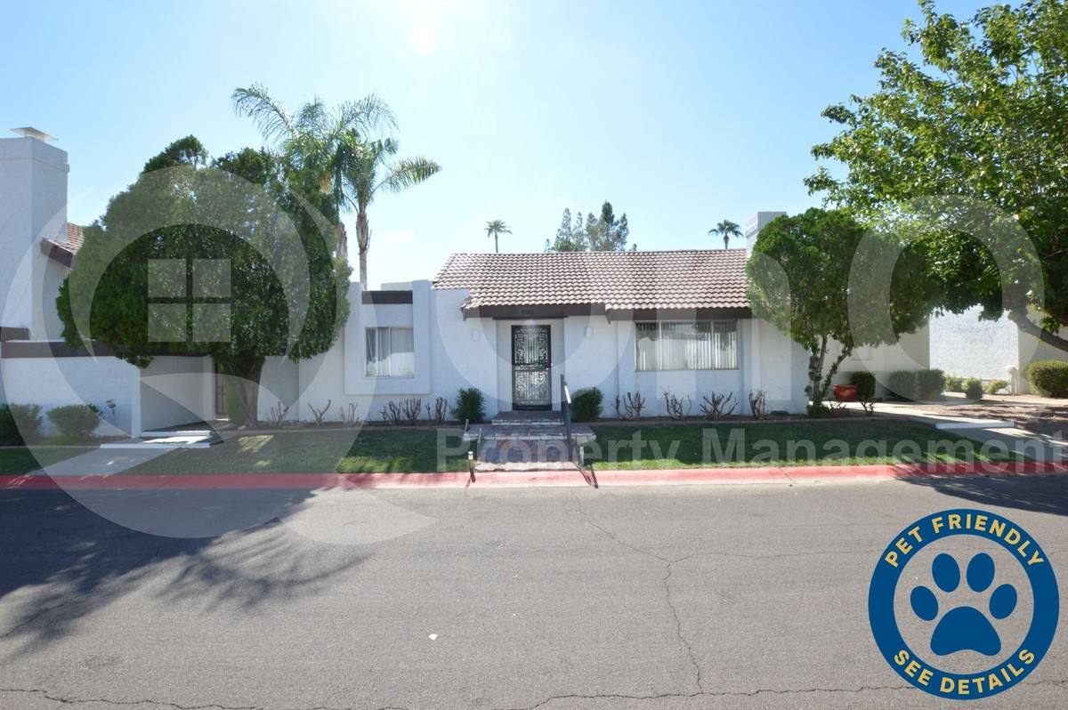 Townhouse for rent at 8742 E Via De La Luna, Scottsdale, AZ 85258