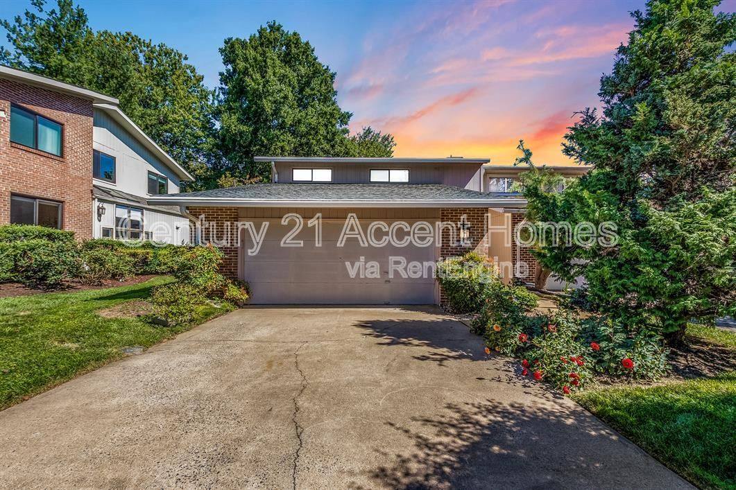 Townhouse for rent at 7224 Vistas Lane, McLean, VA 22101