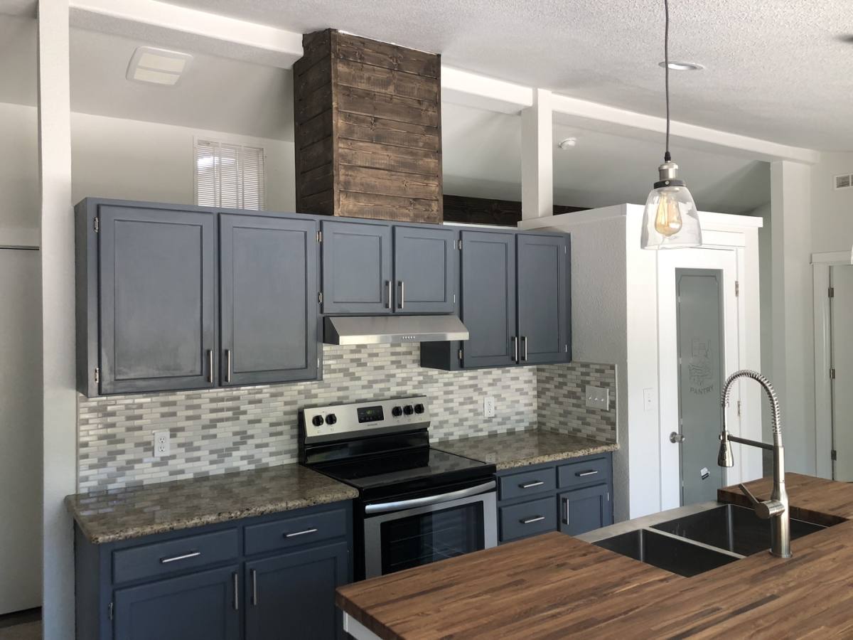 House for rent at 54855 Deer Run Rd, Bend, OR 97707