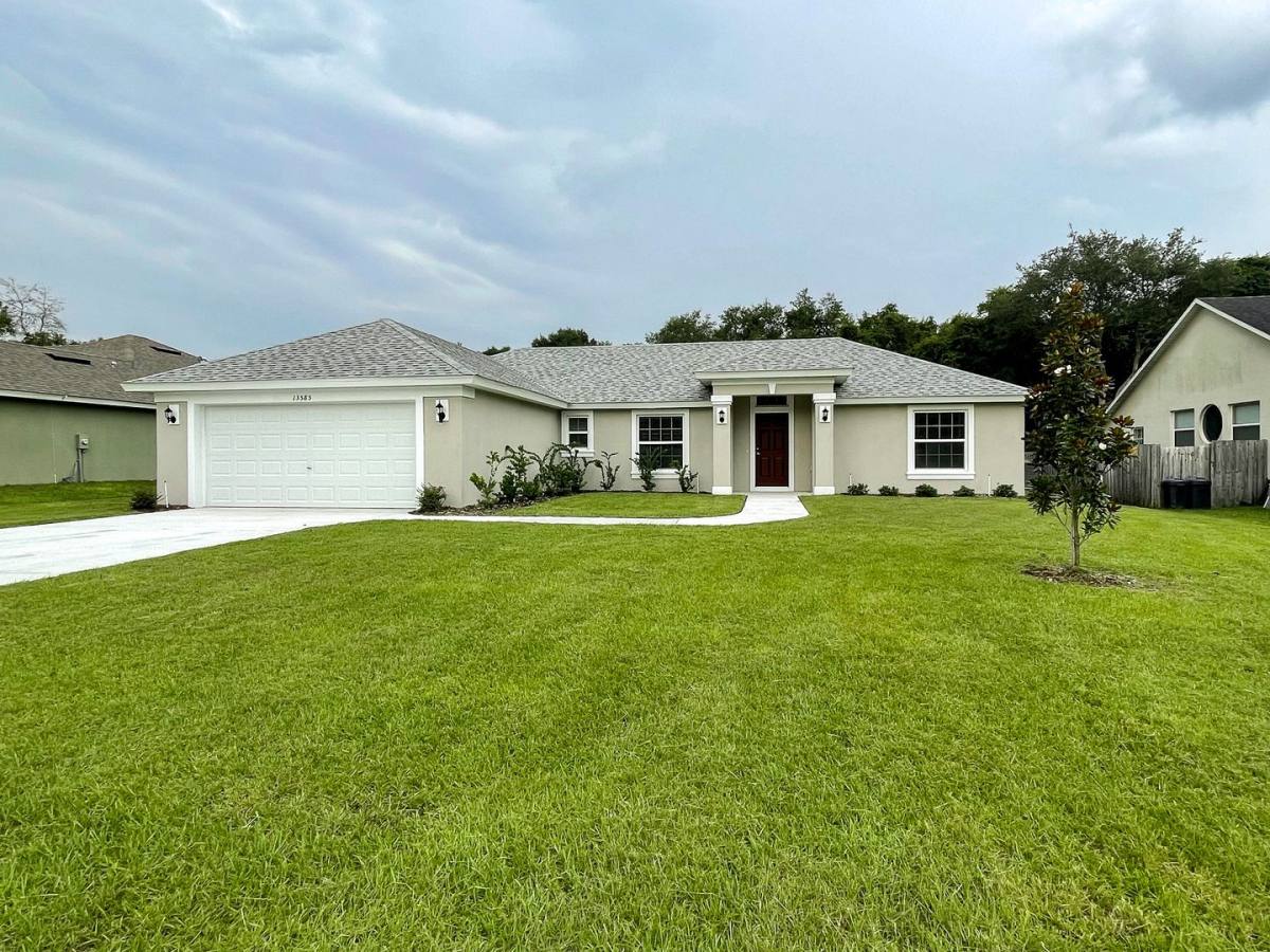 House for rent at 13585 SW 40th Circle, Ocala, FL 34473