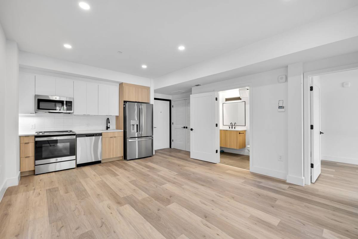 Apartment for rent at 14 P St NW, Washington, DC 20001