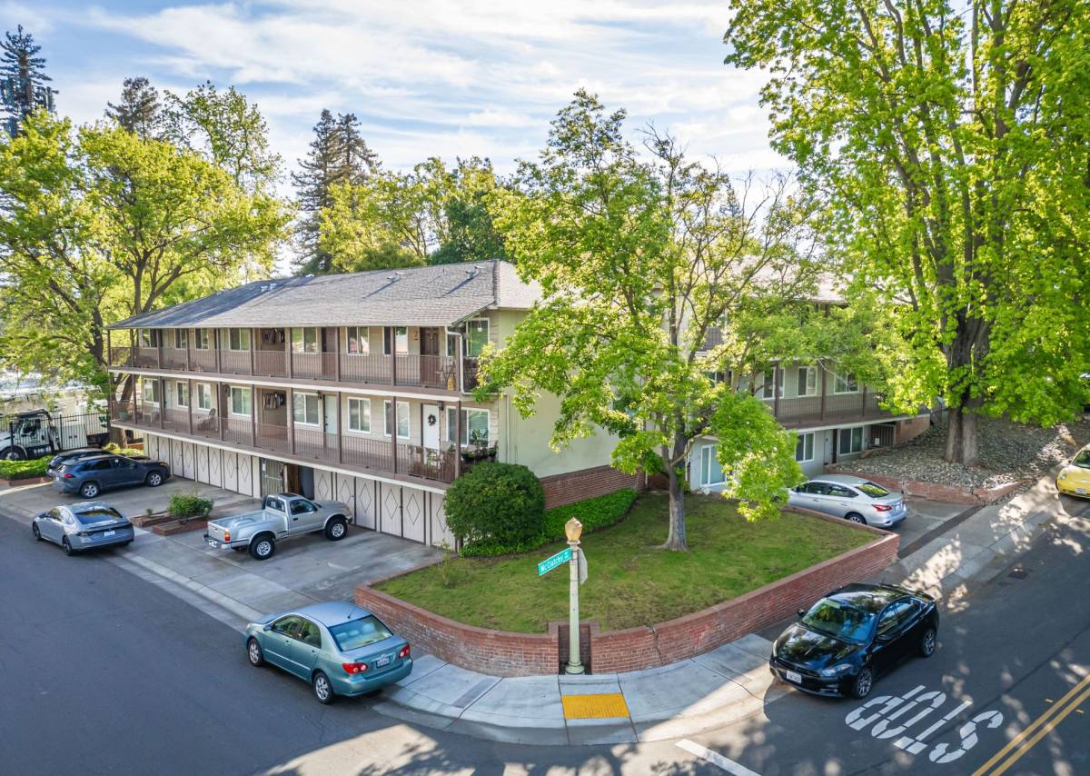 Apartment for rent at 801 McClatchy Way, Sacramento, CA 95818
