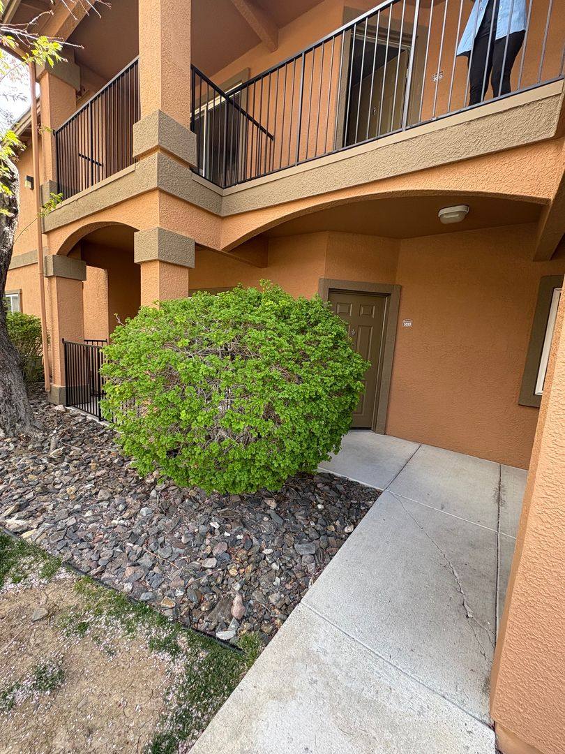 Apartment for rent at 6850 Sharlands Ave, Reno, NV 89523
