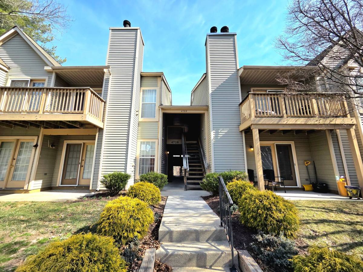 Condo for rent at 4728 Dorsey Hall Dr #801, Ellicott City, MD 21042