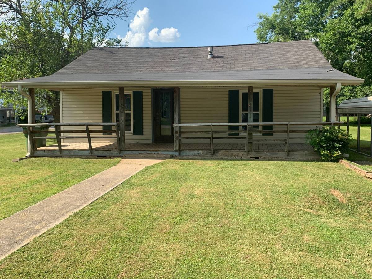 House for rent at 1301 Halsey Ave, Huntsville, AL 35801