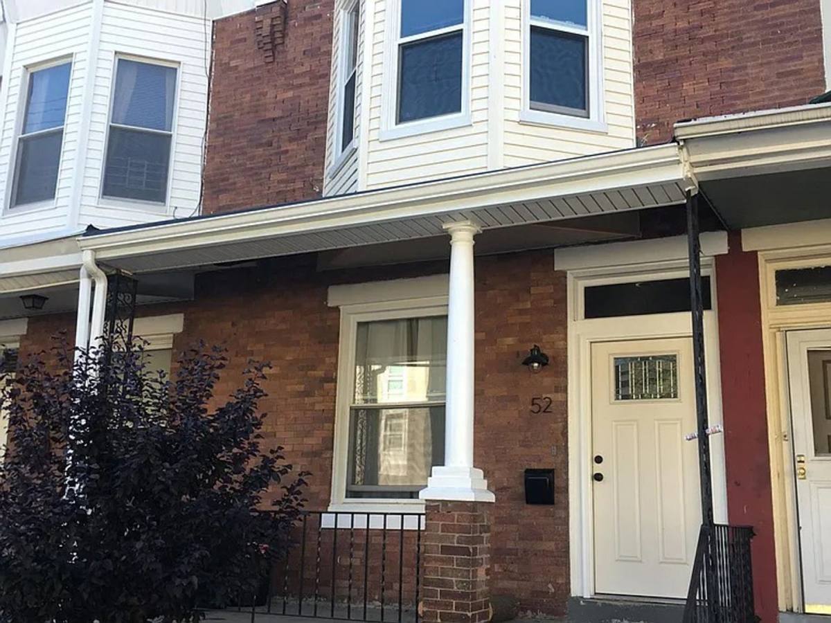 52 E Pleasant St, Philadelphia, PA 19119