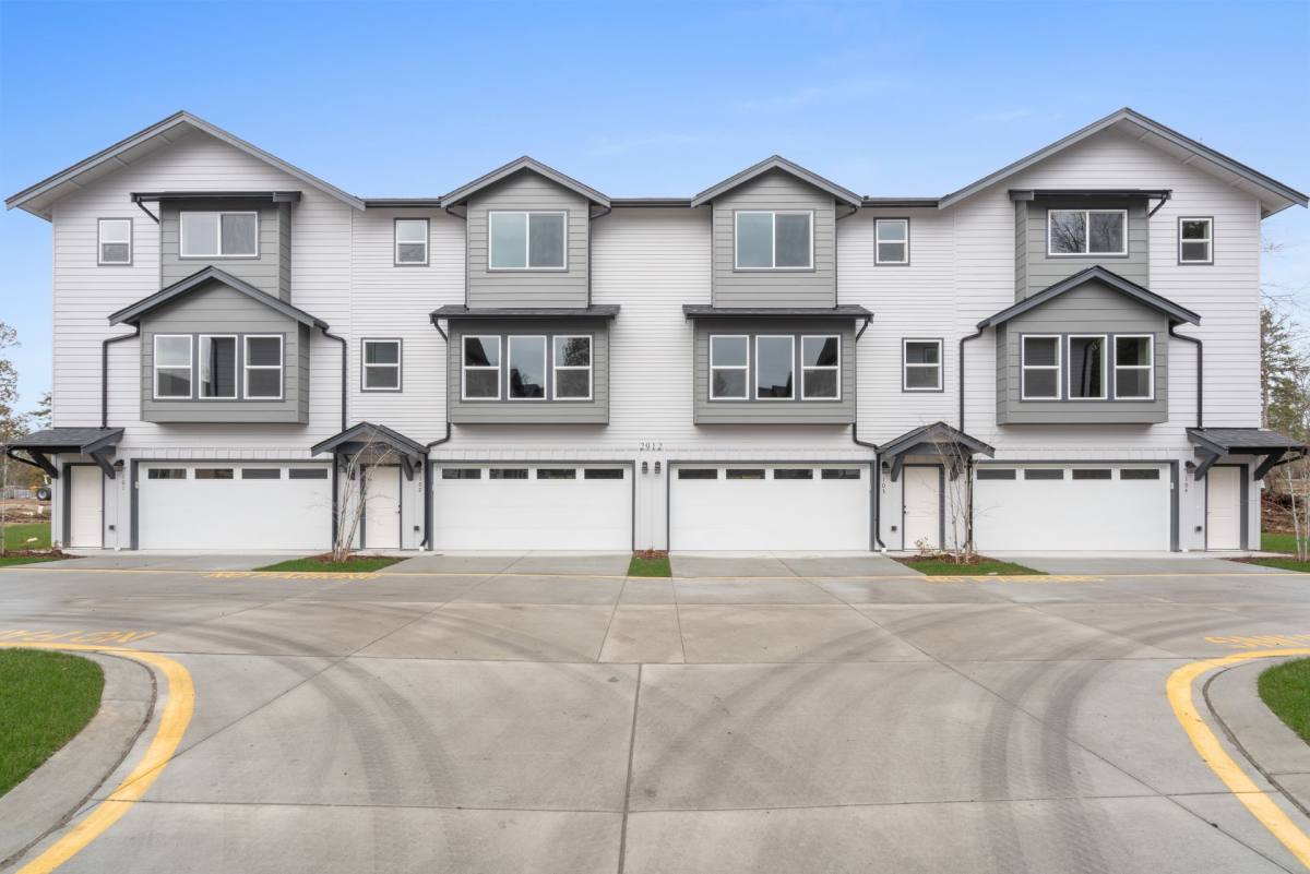 Apartment for rent at 2812 Shore Pine Place, Blaine, WA 98230