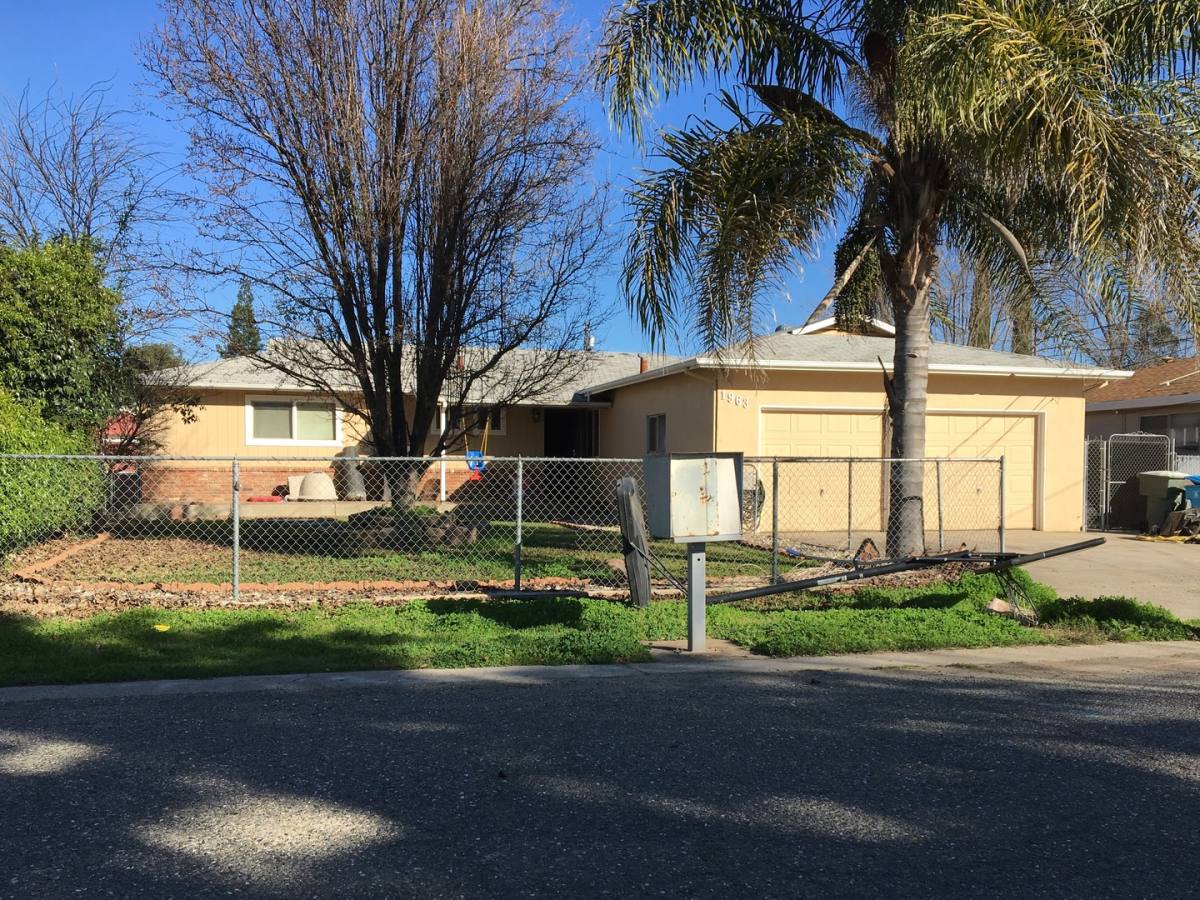 House for rent at 1963 15th St, Olivehurst, CA 95961