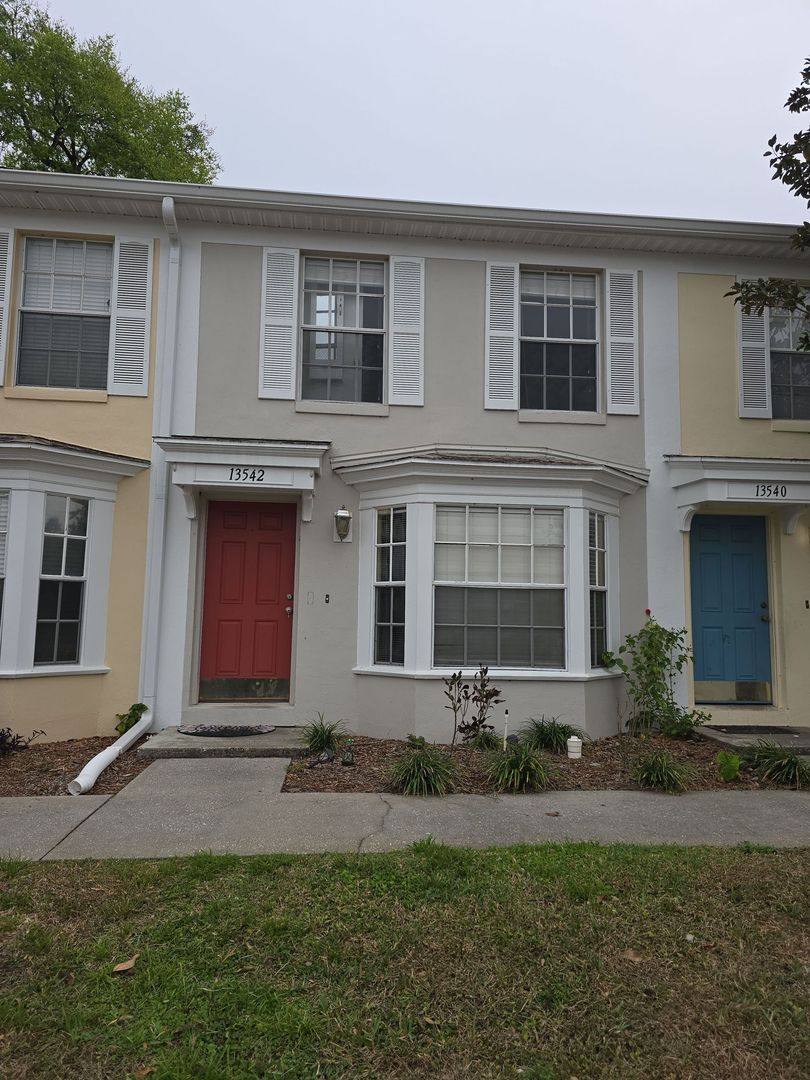 Townhouse for rent at 13542 Embassy Park Court, Dade City, FL 33525