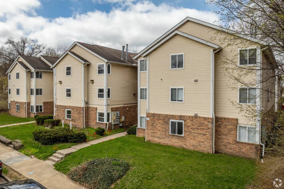 Apartment for rent at 600 Sherman St, Akron, OH 44311