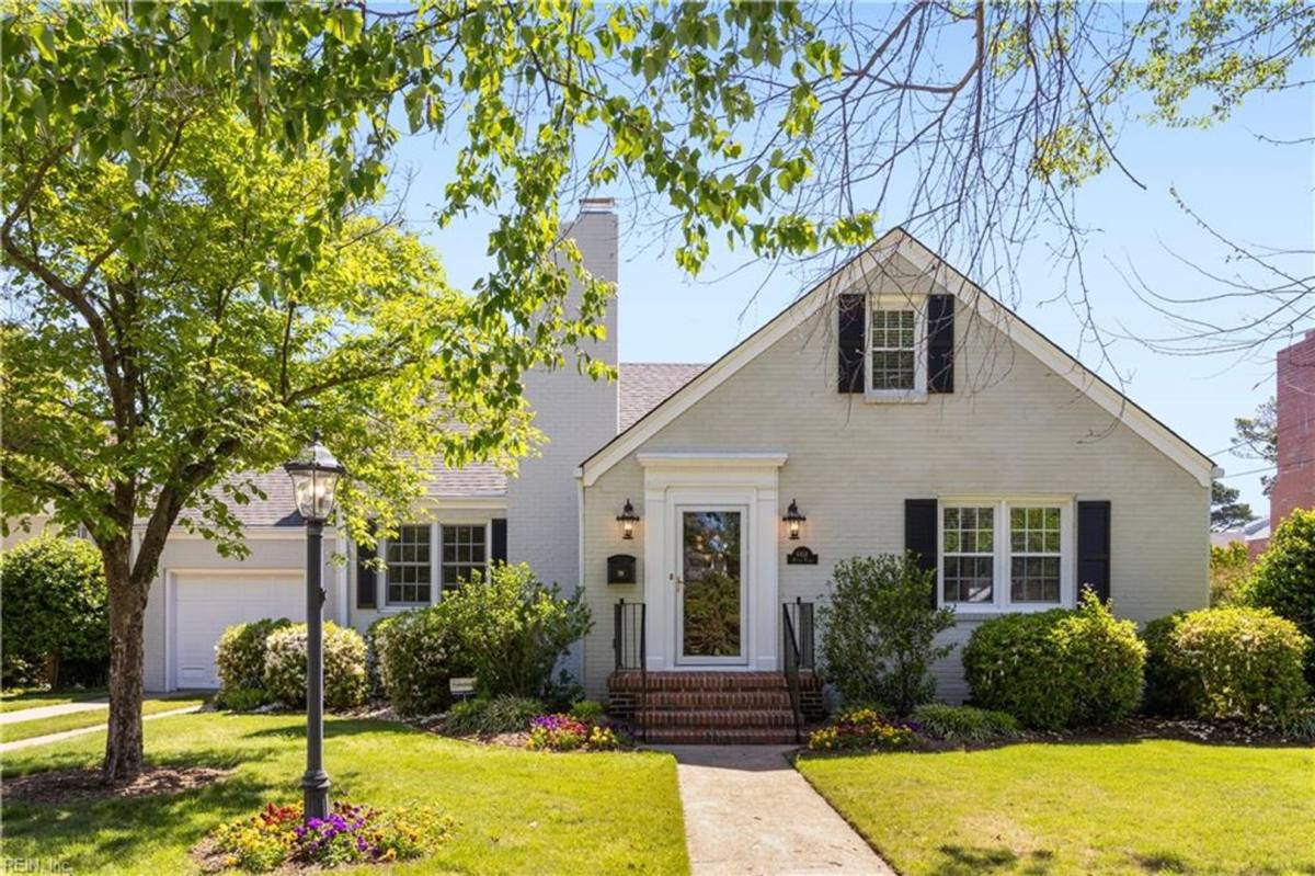 House for rent at 6414 Wythe Place, Norfolk, VA 23508