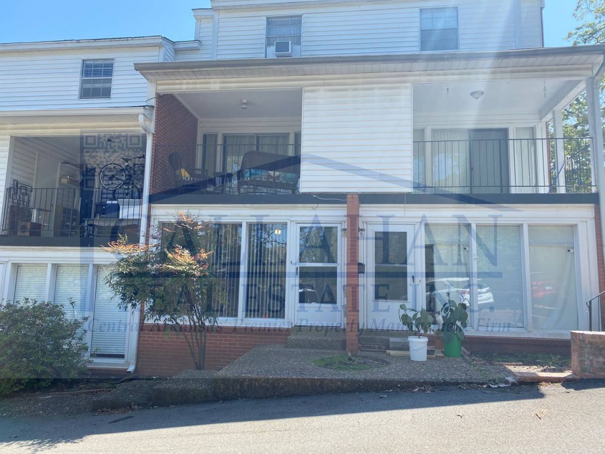 Condo for rent at 5700 B St, Little Rock, AR 72205