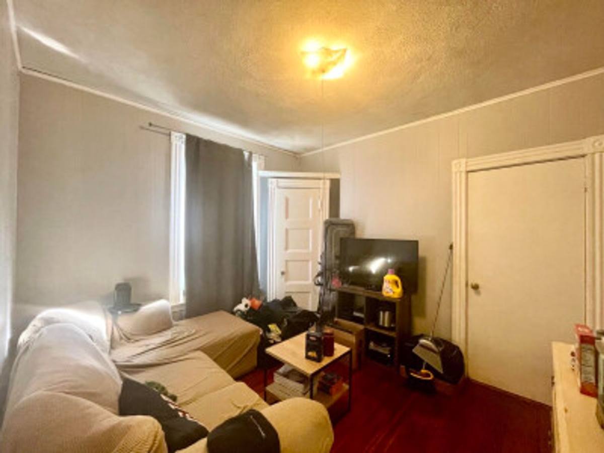 Apartment for rent at 13 Perry St #1, Brookline, MA 02445