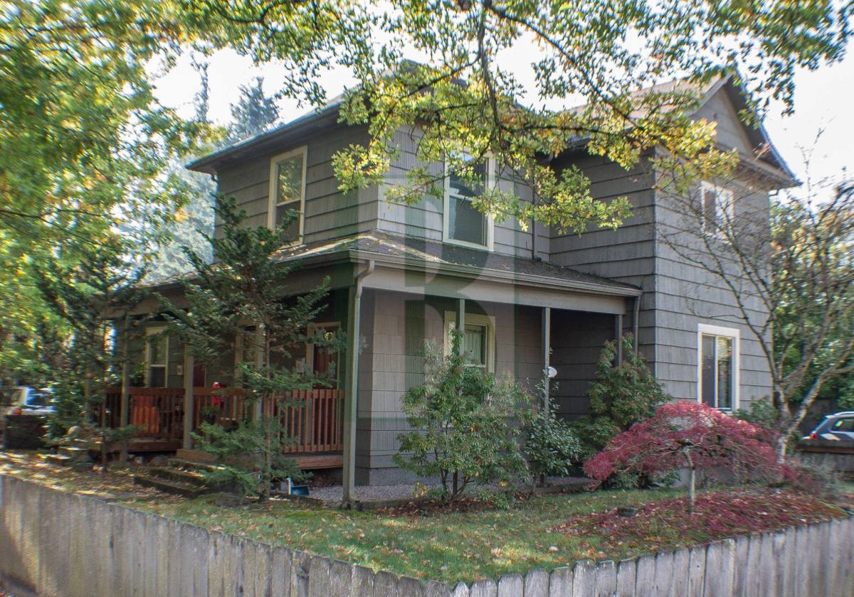 Apartment for rent at 1183-1185 Church St NE, Salem, OR 97301