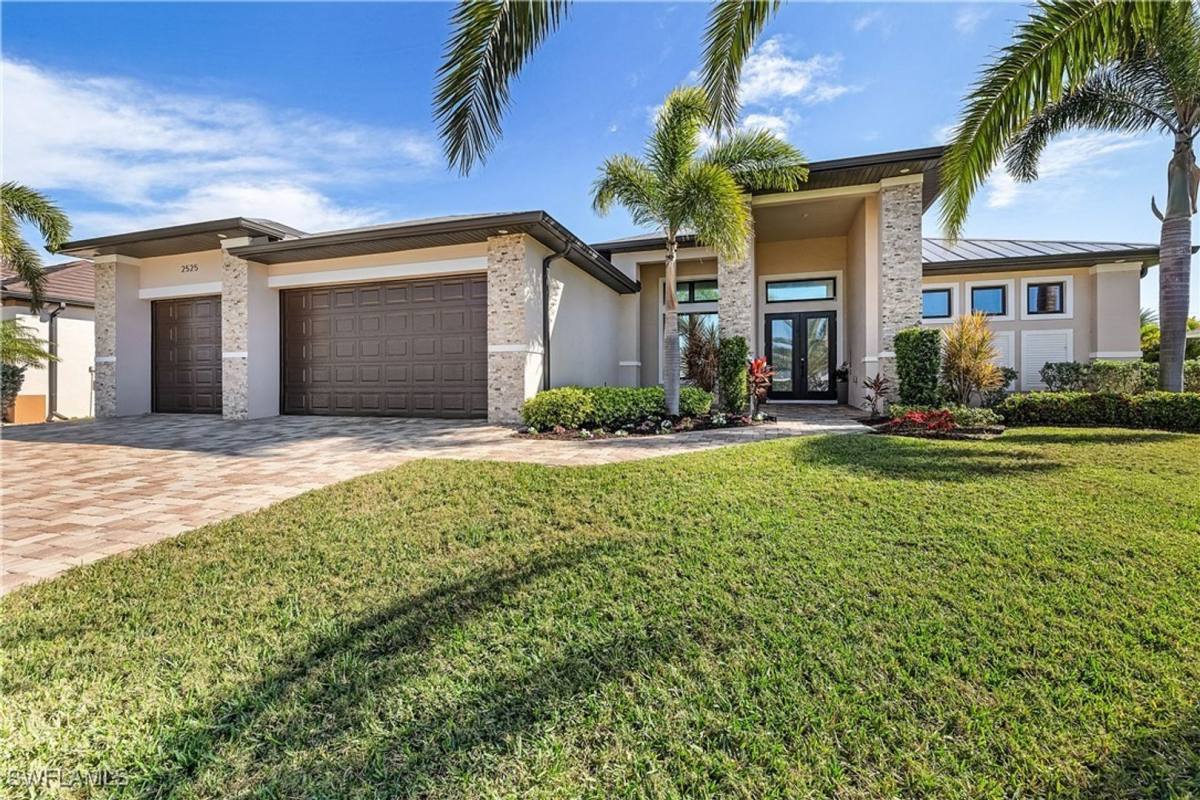 House for rent at 2525 SW 27th Place, Cape Coral, FL 33914