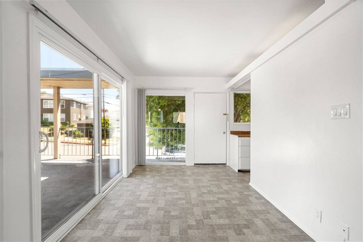 Apartment for rent at 811 Cory Dr, Inglewood, CA 90302