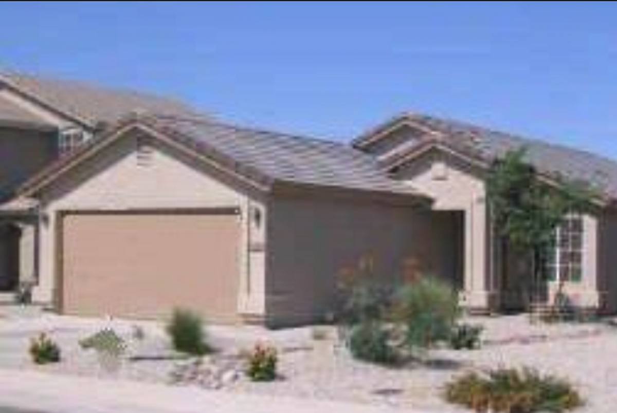 House for rent at 953 E Desert Holly Dr, Queen Creek, AZ 85142