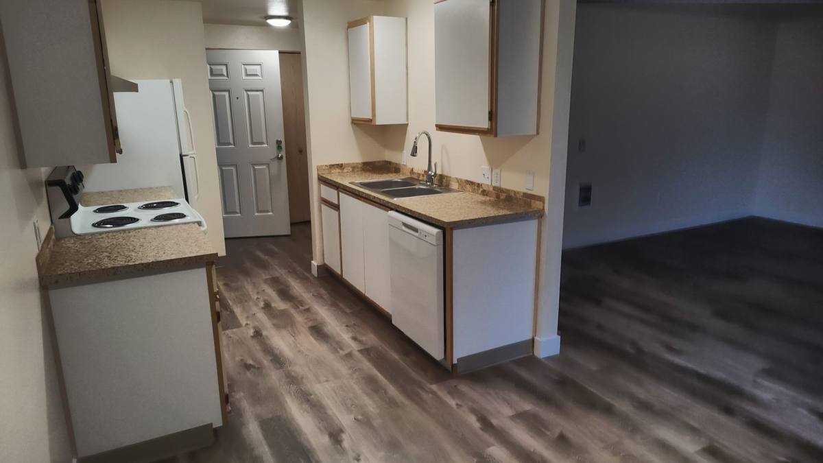 Apartment for rent at 295 Colt Lane, Salem, OR 97301