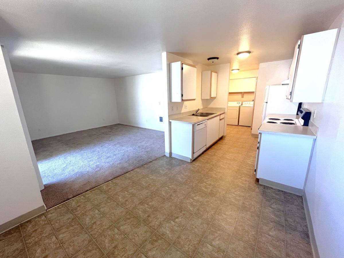 Apartment for rent at 295 Colt Lane, Salem, OR 97301