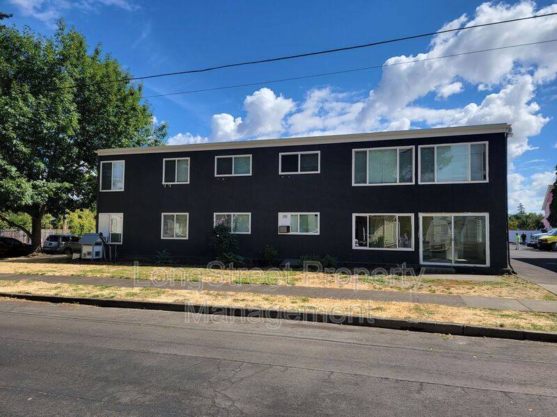Apartment for rent at 205 6th Ave SE #13, Albany, OR 97321