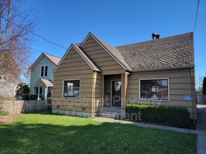 Apartment for rent at 517 NW 9th St, Corvallis, OR 97330