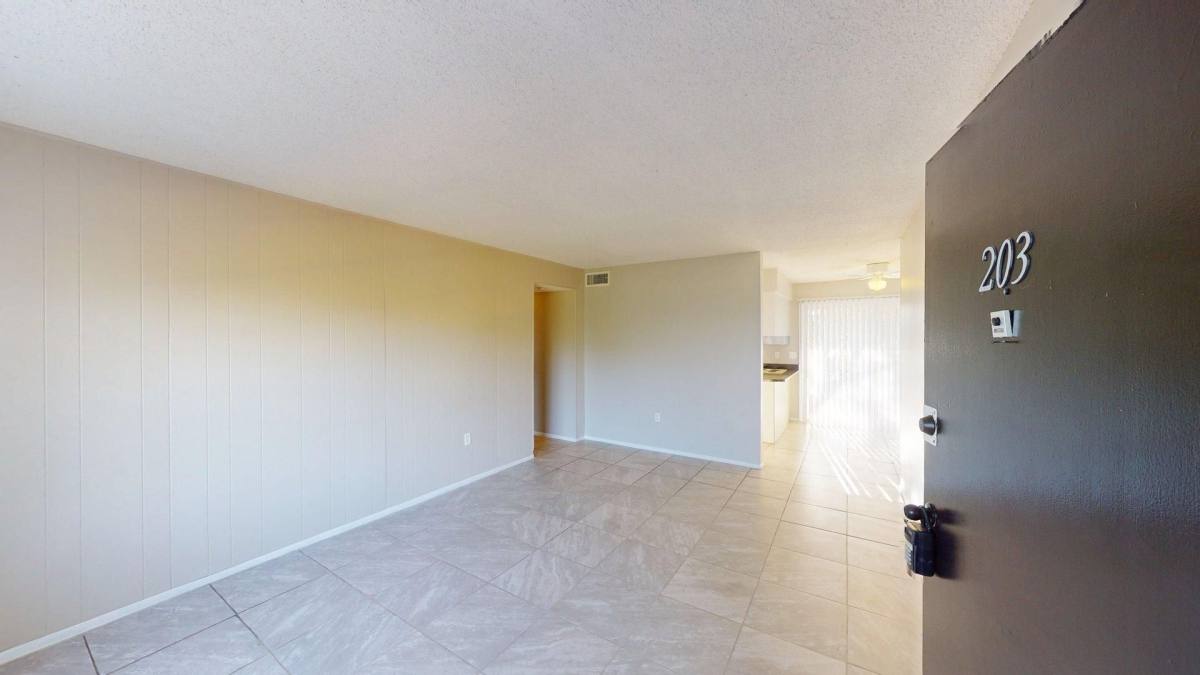 Condo for rent at 5325 Curry Ford Rd, Orlando, FL 32812