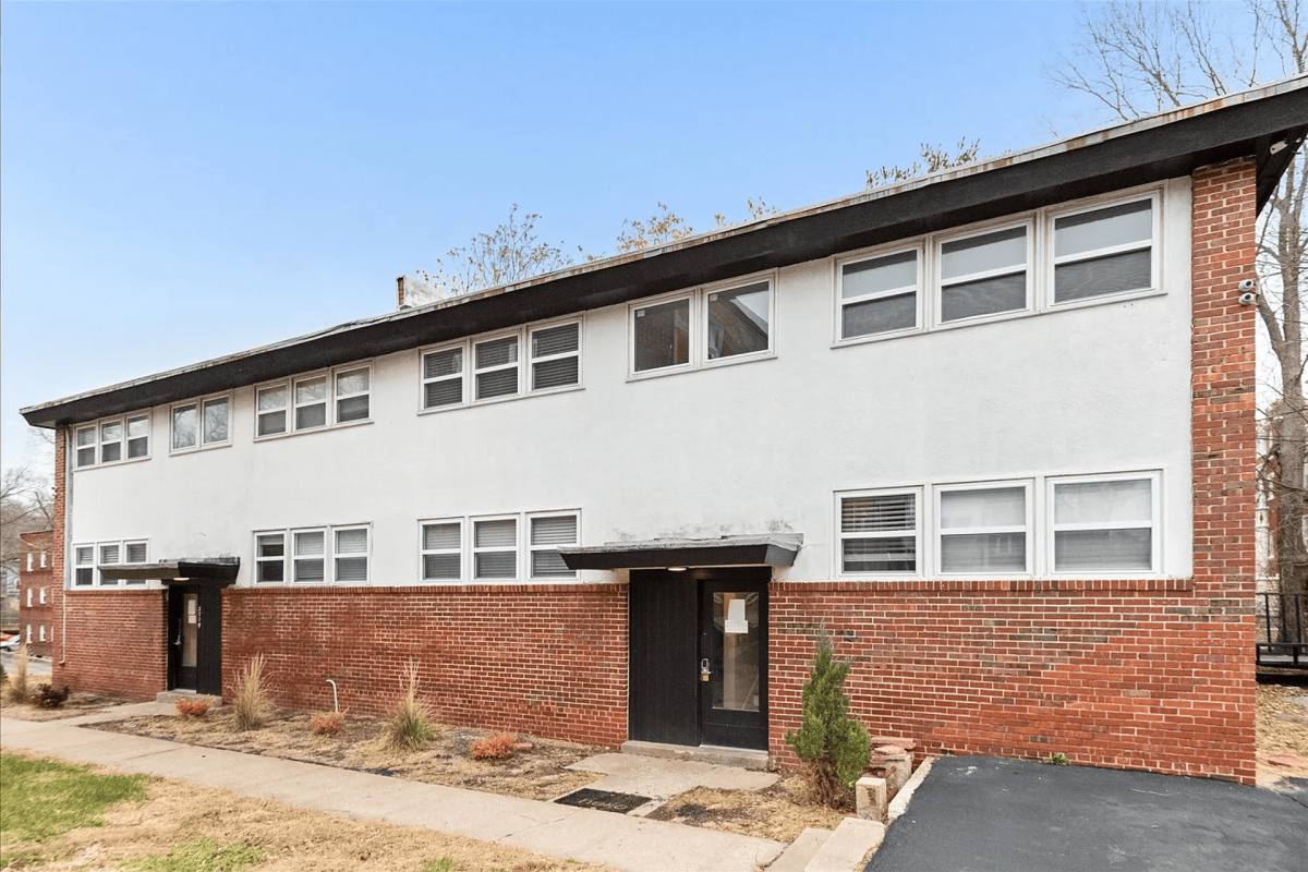 Apartment for rent at 3719 Wyoming, Kansas City, MO 64111