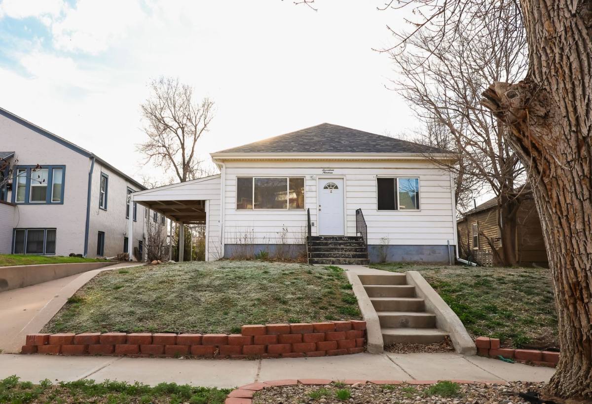 Apartment for rent at 1719 6th Ave, Greeley, CO 80631