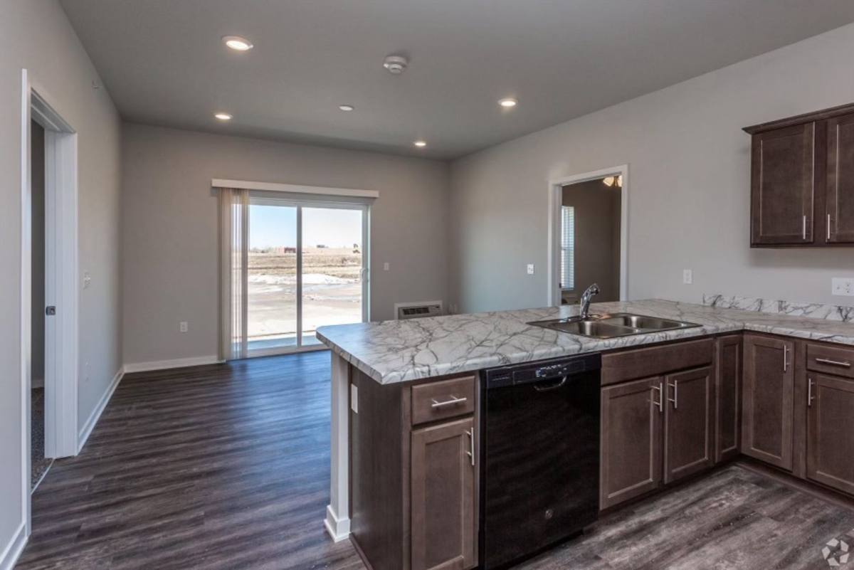 Apartment for rent at 2135 Edgewood Dr, Webster City, IA 50595
