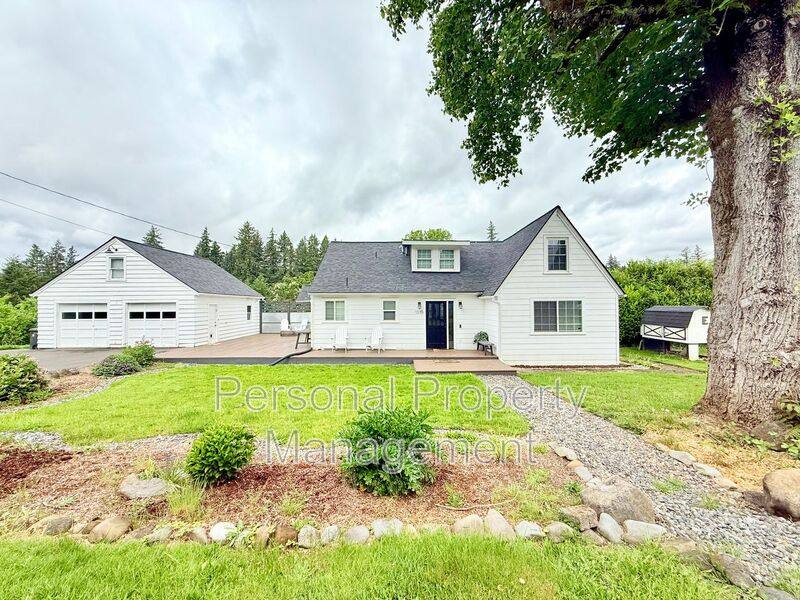 House for rent at 1335 I St, Washougal, WA 98671