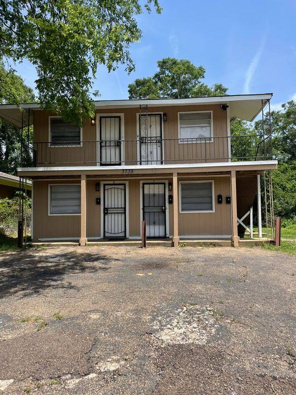 Apartment for rent at 3738 Bailey Ave, Jackson, MS 39213