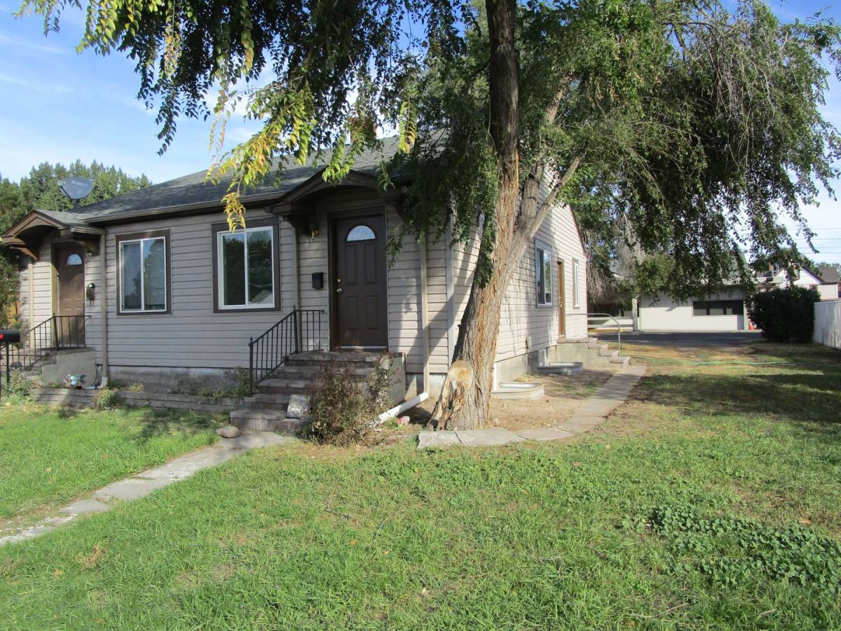 Apartment for rent at 559 563 NE, Prineville, OR 97754